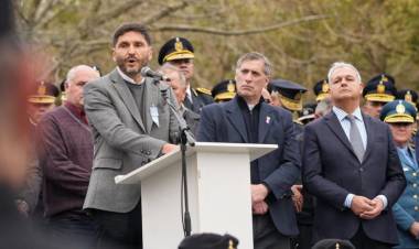 Pullaro: “Nuestra Policía ha seguido un método que trajo paz y seguridad, y está cambiando la historia de la provincia”