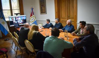 Santa Fe y Catamarca profundizan la agenda común en minería, energía y el corredor bioceánico