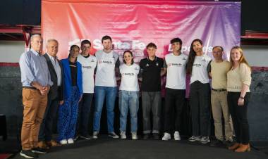 Provincia entregó becas a más de 130 deportistas: “Es un reconocimiento al compromiso y esfuerzo diario”