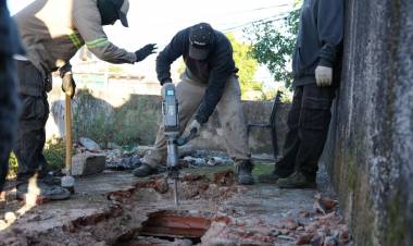 Rosario: el Gobierno Provincial derribó el búnker de venta de drogas número 110