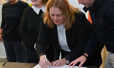 Provincia entregó insumos recuperados del delito y garantiza obras de infraestructura en salud mental