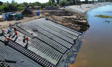 San Javier: el gobierno de Pullaro continúa con una obra clave para proteger la ciudad y estabilizar las barrancas