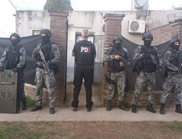 La Policía detuvo a siete personas en seis allanamientos por microtráfico en Recreo