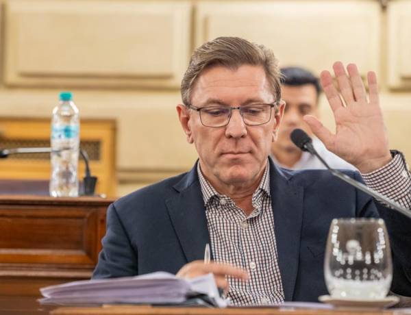 PROYECTO DE LEY PARA REGULAR LA ACTIVIDAD DE LOS CUIDADORES DE ADULTOS MAYORES.