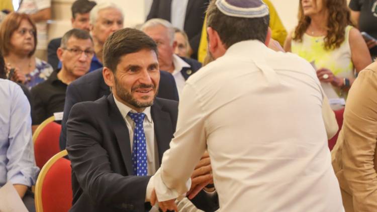 Santa Fe recordó a las víctimas del Holocausto