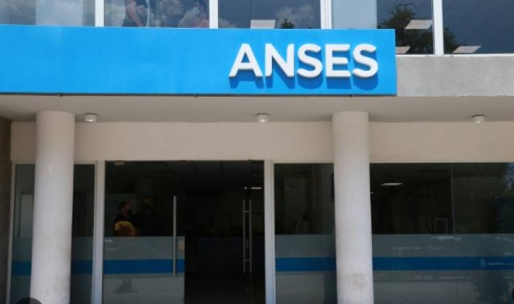 ANSES definió cuándo se completa el pago a jubilados que cobran la mínima