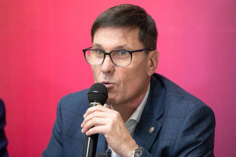 “Los gremios toman una medida injusta que afecta a los chicos y sus familias”