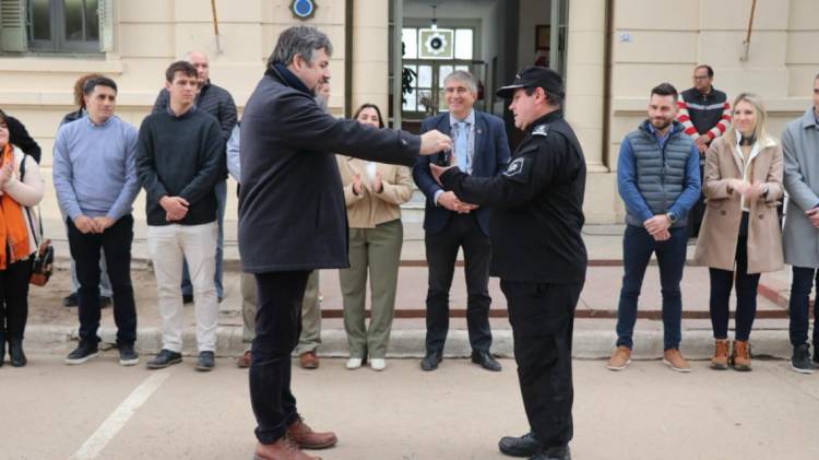 San Javier: Provincia entregó 5 patrulleros e inauguró una torre Tetra