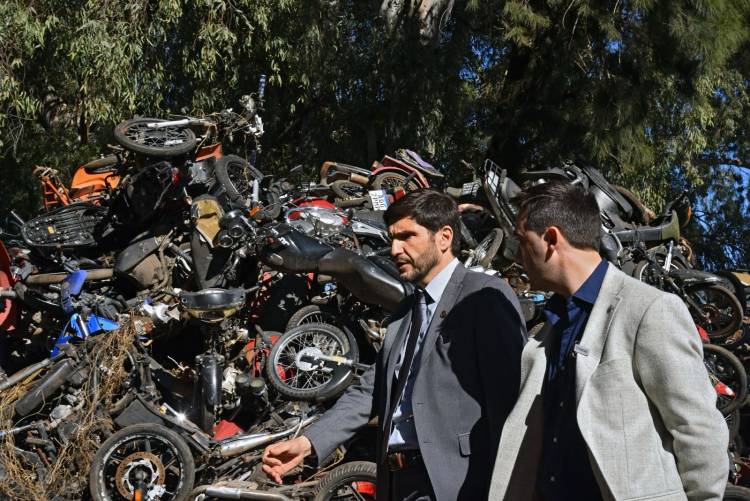  Pullaro: “Estamos terminando con la desidia que hizo que se acumularan autos abandonados”