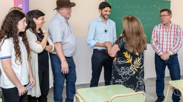 Provincia invierte cerca de $ 20 mil millones en infraestructura escolar