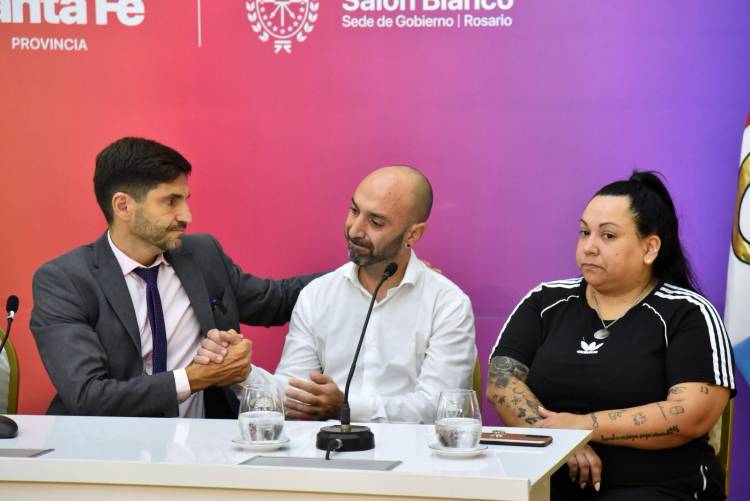  Cómo es el Programa Recompensas del gobernador Pullaro que permitió capturar al asesino prófugo de Ivana Garcilazo