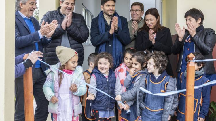 Pullaro: “Este Gobierno maneja los recursos de manera austera, eficiente y honesta, bajó costos y por eso hace obras en toda la provincia”