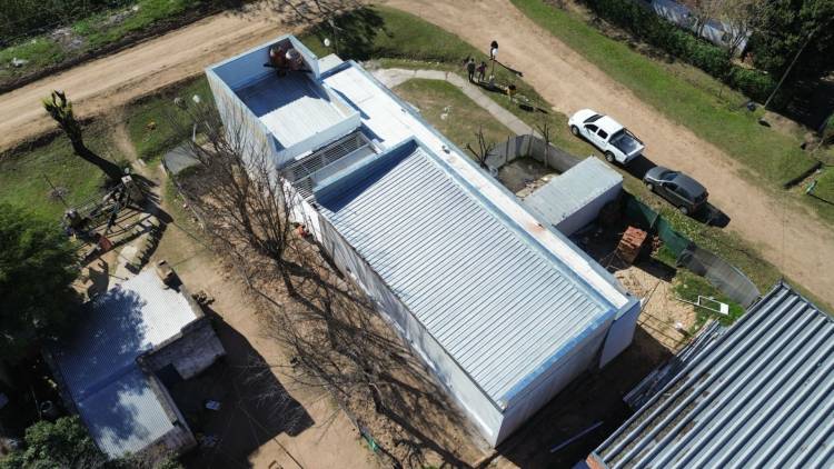 Mientras se renueva el Hospital, Provincia continúa con la reparación integral de un centro de salud barrial en Helvecia