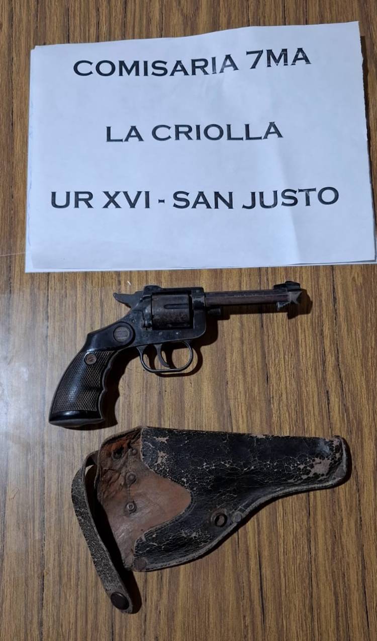 La Criolla//Secuestro de arma de fuego