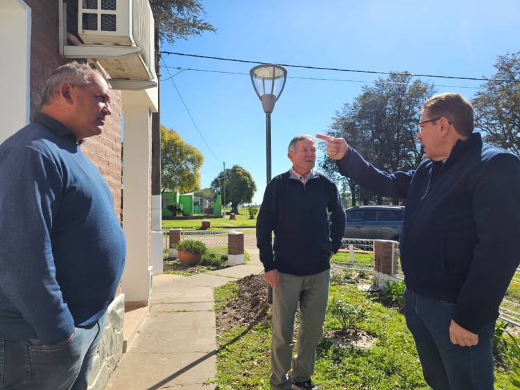 BORLA RECORRIÓ OBRA PÚBLICA EN COLONIA ESTHER.