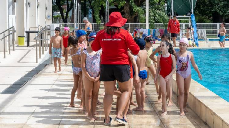 Está abierta la inscripción para las reválidas para guardavidas de la provincia de Santa Fe