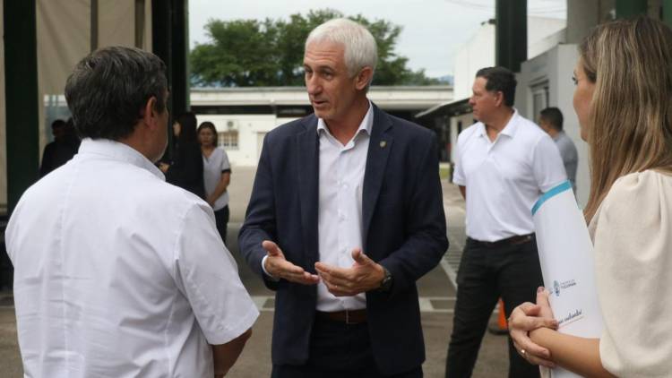 Tucumán agradeció la solidaridad del Gobierno de Santa Fe por el envío de 40 mil repelentes