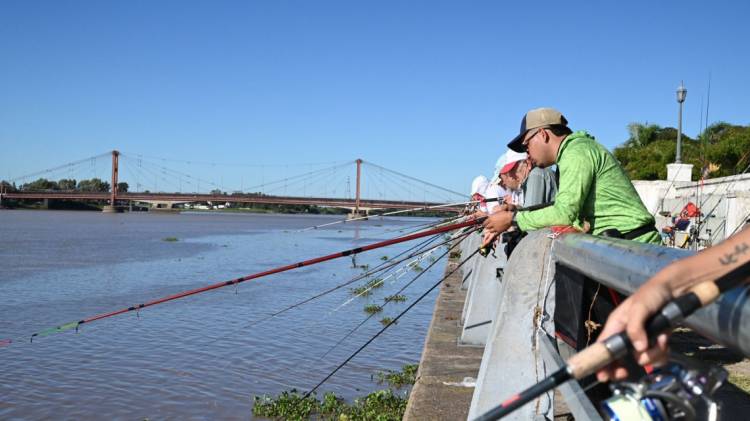 Con más de 220 pescadores, se desarrolló la primera fecha de la Copa Santa Fe de Pesca