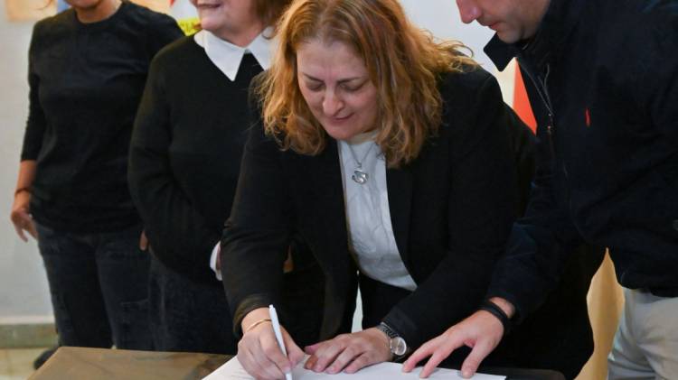 Provincia entregó insumos recuperados del delito y garantiza obras de infraestructura en salud mental