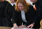 Provincia entregó insumos recuperados del delito y garantiza obras de infraestructura en salud mental