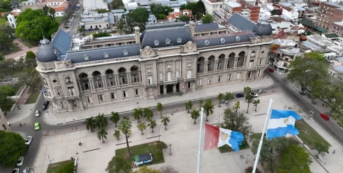 Santa Fe alcanzó la mejor calificación crediticia de su historia y consolida su fortaleza financiera