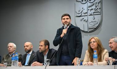 Pullaro: “Consolidar la Región Centro nos permitirá construir un futuro increíble”   