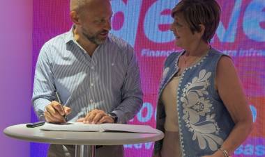 Durante Expoagro, Santa Fe firmó convenios por $331 millones para potenciar la infraestructura productiva de empresas