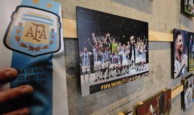 Messi, protagonista de una muestra fotográfica en el Museo del Deporte Santafesino
