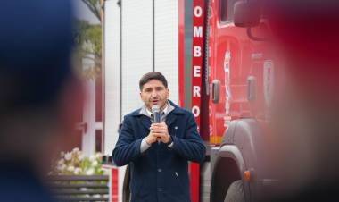 Pullaro en el Día del Bombero Voluntario: “Sentimos orgullo por ustedes y por eso invertimos para que sean los más preparados y equipados de la Argentina”