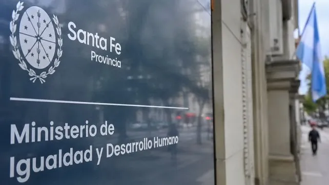 Provincia dio de baja la asistencia a una asociación civil que usaba fondos de la Tarjeta Institucional en McDonalds y realizó una denuncia penal