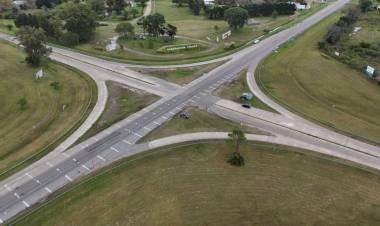 Provincia avanza con la mayor obra vial de la gestión de Pullaro: diez empresas compiten por la repavimentación de la Ruta 39