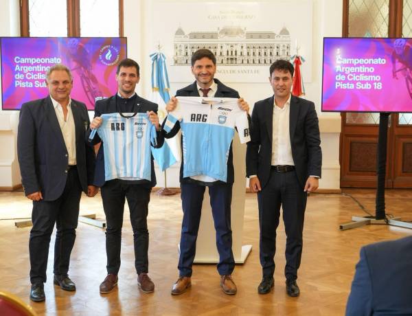Rumbo a los Juegos Suramericanos: Pullaro reivindicó al deporte como una política clave para transformar la sociedad