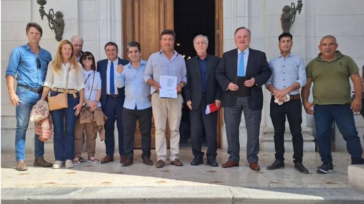 Se convirtió en LEY la intervención a la Comuna de Villa Saralegui, Departamento San Cristóbal,