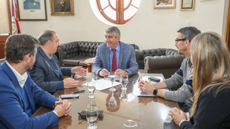 Seguridad: Provincia entregará equipos de comunicación para la GSI de la ciudad de Santa Fe