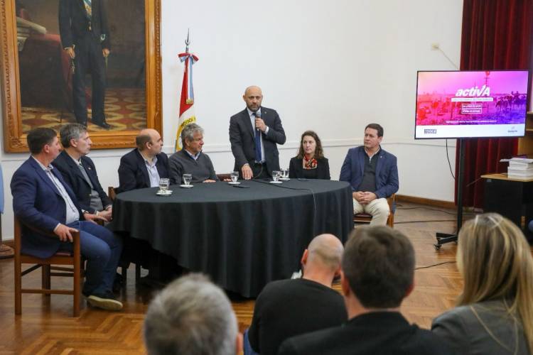 Provincia presentó un crédito a tasa 0 % para el sector tambero