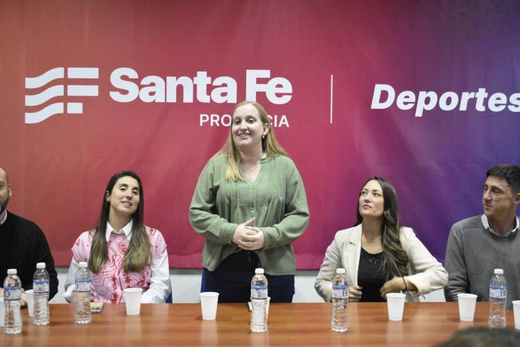 Provincia firmó convenios para fortalecer la infraestructura deportiva en clubes