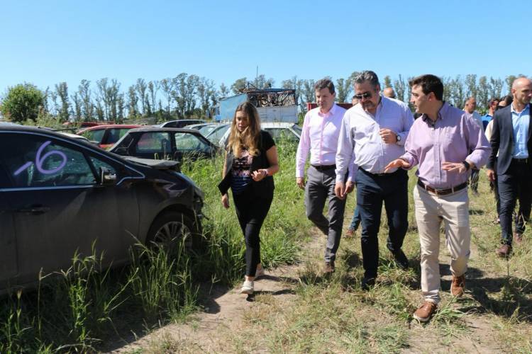 La Provincia continúa con el proceso de compactación de vehículos