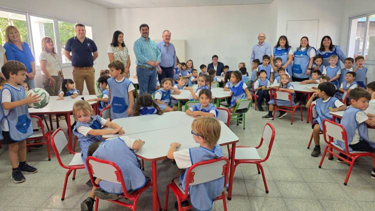 Programa Mil Aulas: inauguraciones en cinco localidades del Departamento San Cristóbal