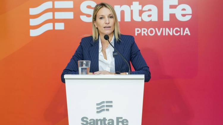 "La baja de impuestos es moneda corriente en la provincia de Santa Fe”