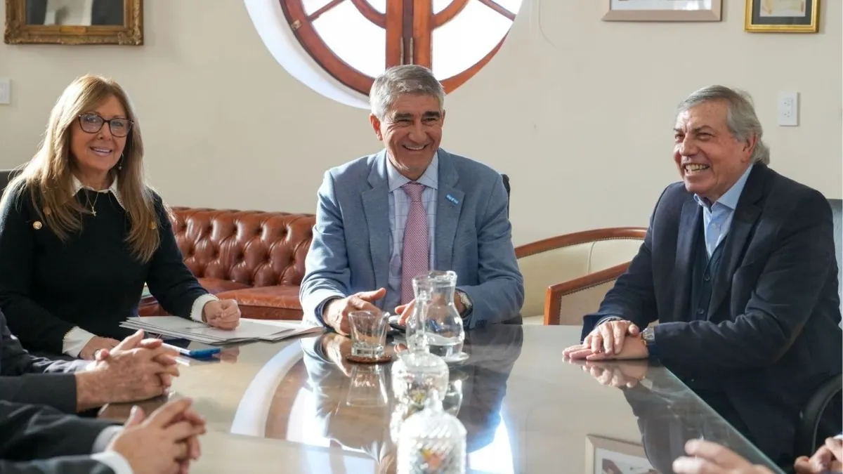 Región Centro: Santa Fe, Entre Ríos y Córdoba firmaron un acuerdo para reconocer documentos oficiales sin trámites adicionales