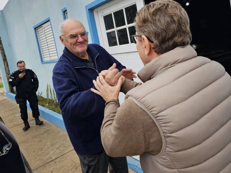 Rodrigo Borla recorrió instituciones de la localidad junto al presidente comunal José Noseda