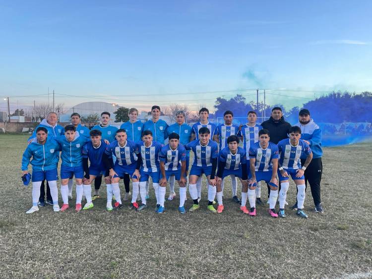 Polideportivo pegó primero y sacó boleto a la final