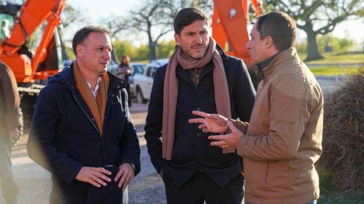 Después de 30 años Provincia incorporó maquinaria para la prevención del riesgo hídrico