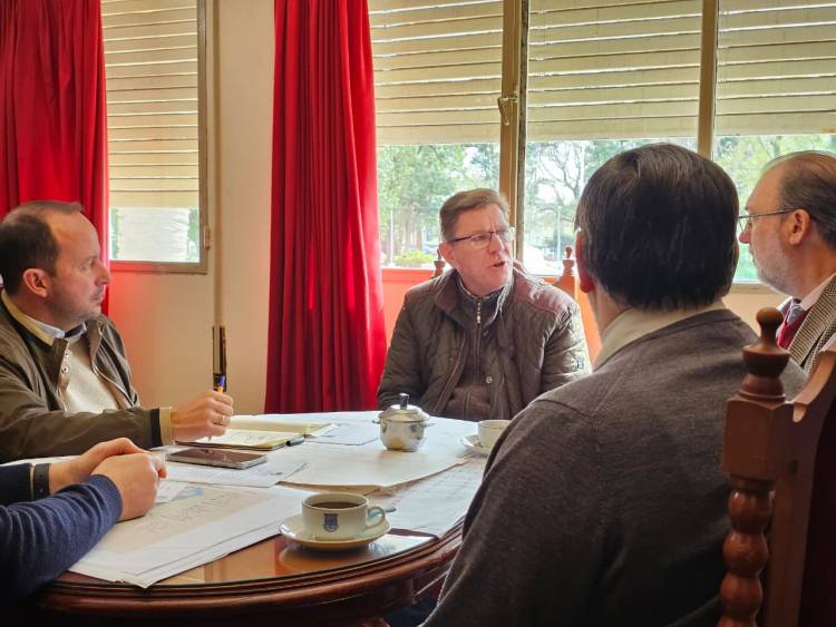 EL FISCAL REGIONAL VISITÓ SAN JUSTO Y SE REUNIÓ CON EL SENADOR RODRIGO BORLA Y DEMÁS FUNCIONARIOS LOCALES.